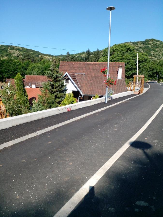 Skriveni Raj Διαμέρισμα Vrdnik Εξωτερικό φωτογραφία